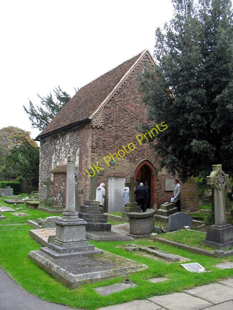 Photo 6"x4" The Lumley Chapel, Cheam Sutton\/TQ2564 c2005