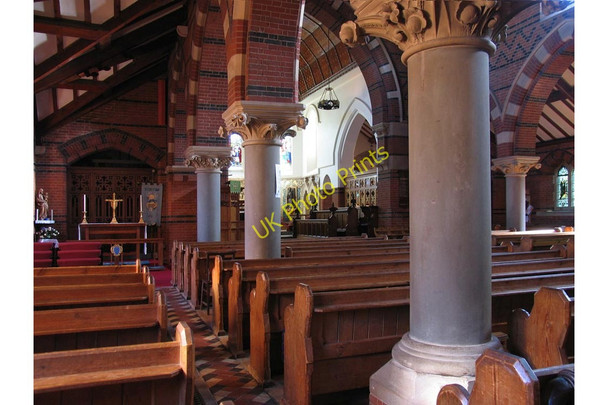 Photo 6"x4" St Dunstan, Cheam - Interior Sutton\/TQ2564 c2005