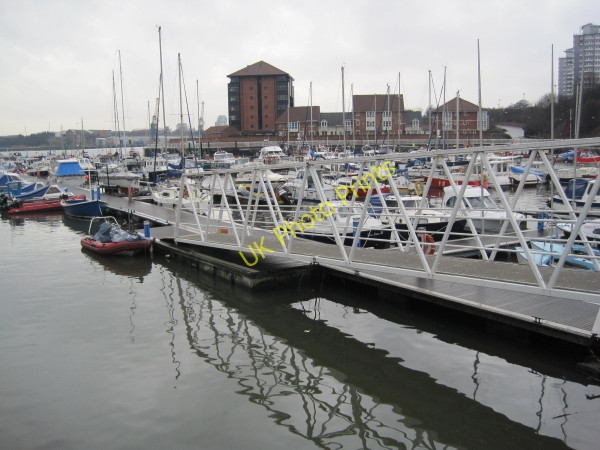 Photo 6"x4" Marina at Roker, Sunderland Sunderland\/NZ3957 c2010 P1