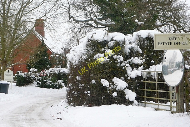 Photo 6"x4" Stratfield Saye estate Stanford End c2010