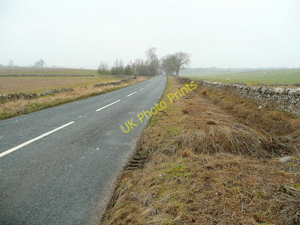 Photo 6"x4" B4077, looking west Condicote c2010