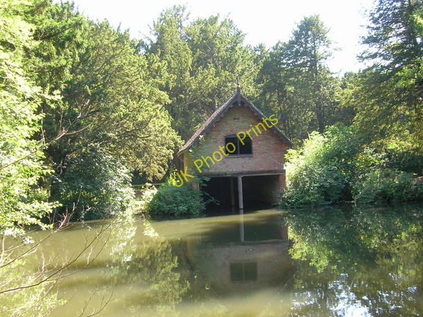 Photo 6"x4" Boathouse, Elvaston Castle Lake Elvaston c2006