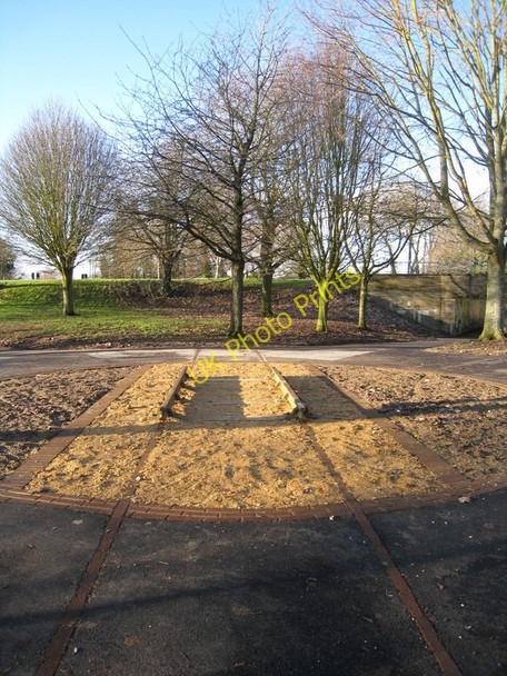 Photo 6"x4" Basingstoke & Alton Light Railway Basingstoke c2010