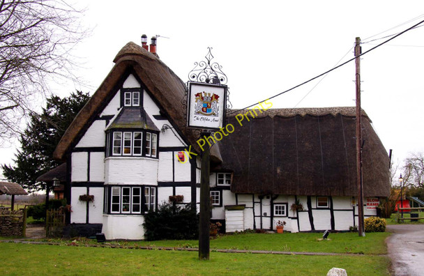 Photo 6"x4" The Clifden Arms in Worminghall Worminghall c2010