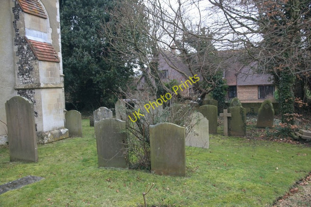 Photo 6"x4" Graves by the church Tidmarsh c2010