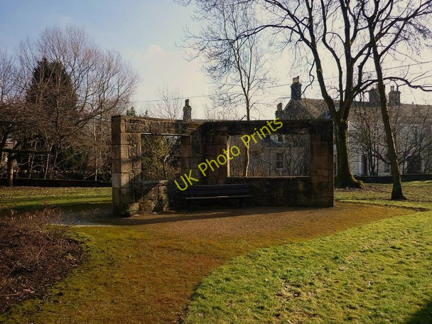 Photo 6"x4" Auld Man's Rest Kilsyth c2010