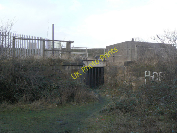 Photo 6"x4" Entrance to Grangetown Station Grangetown\/NZ5520 c2010