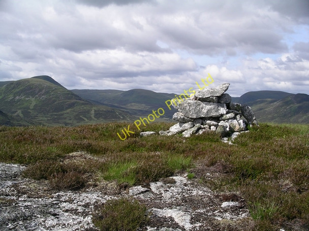 Photo 6"x4" Summit cairn Balgowan\/NN6394 c2005