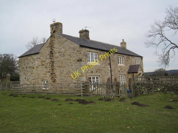 Photo 6"x4" House above Juniper Dye House c2010