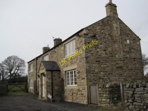 Photo 6"x4" House above Juniper. Dye House c2010