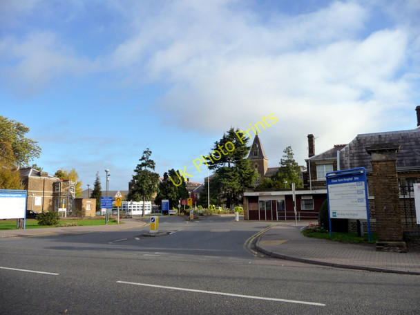 Photo 6"x4" Entrance to Chase Farm Hospital, The Ridgeway, Enfield Enfield\/TQ3396 c2009