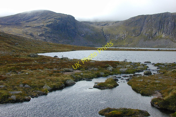 Photo 6"x4" The outflow from Loch Etchachan Carn Etchachan c2002