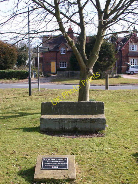 Photo 6"x4" Village green, Old Milverton, Leamington Spa Royal Leamington Spa c2010