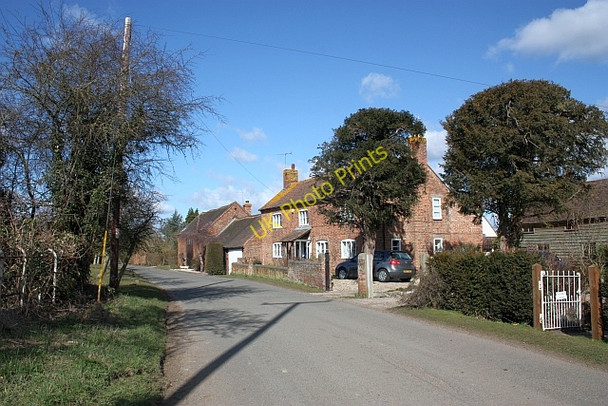 Photo 6"x4" Old farmhouse Naunton\/SO8739 c2010