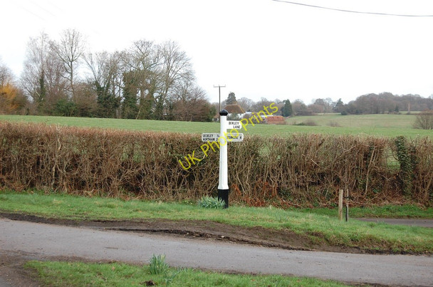 Photo 6"x4" Signpost at junction of Horseshoe and Bixley Lanes Beckley\/TQ8523 c2010