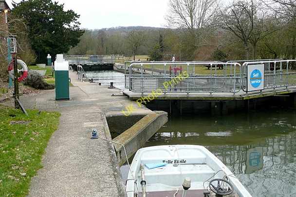 Photo 6"x4" Cleeve Lock Cleeve\/SU6081 c2010