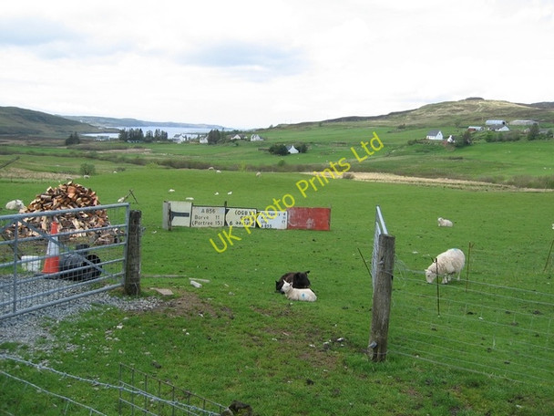 Photo 6"x4" Annishader Croft Kensaleyre c2006