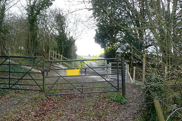 Photo 6"x4" End of the footpath Weston Corbett c2010