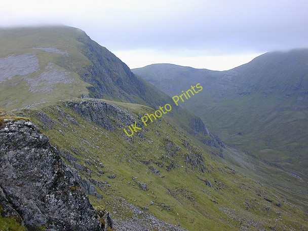 Photo 6"x4" View north from Sg\u00c3\u00b9rr nan Each Sg\u00f9rr a' Chadha Dheirg\/NH1869 c2003