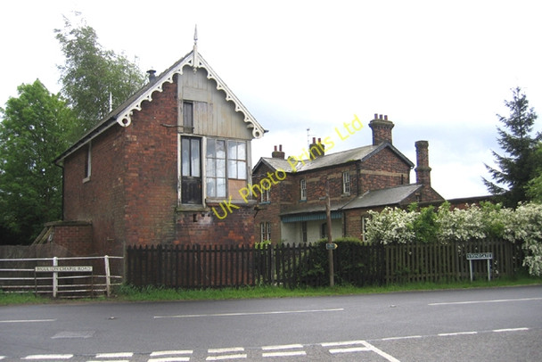 Photo 6"x4" Signal box, Cowbit, Lincs Cowbit c2006
