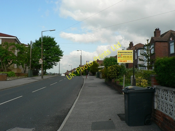 Photo 6"x4" Kirkstall Hill, Kirkstall, Leeds Kirkstall c2006