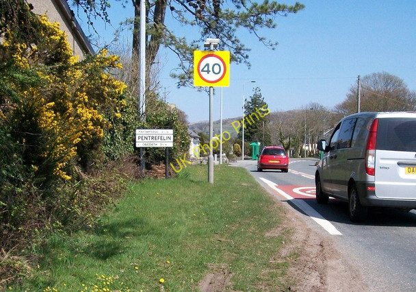 Photo 6"x4" Entering Pentrefelin from the West Criccieth c2010