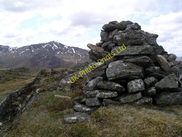 Photo 6"x4" Summit Cairn, Carn a' Choire Ghairbh Carn a' Choire Ghairbh c2006