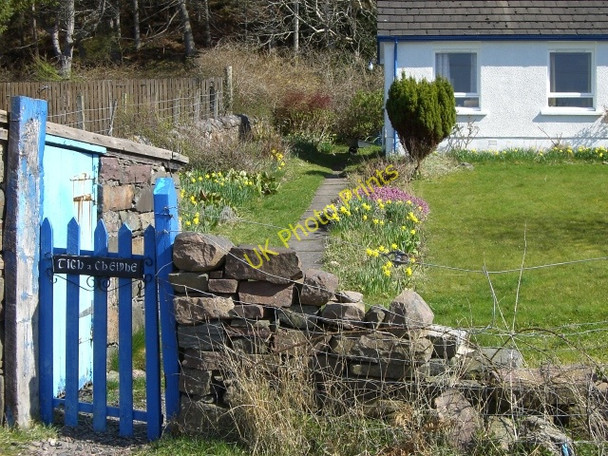 Photo 6"x4" Cottage garden in Lower Diabaig Lower Diabaig c2010
