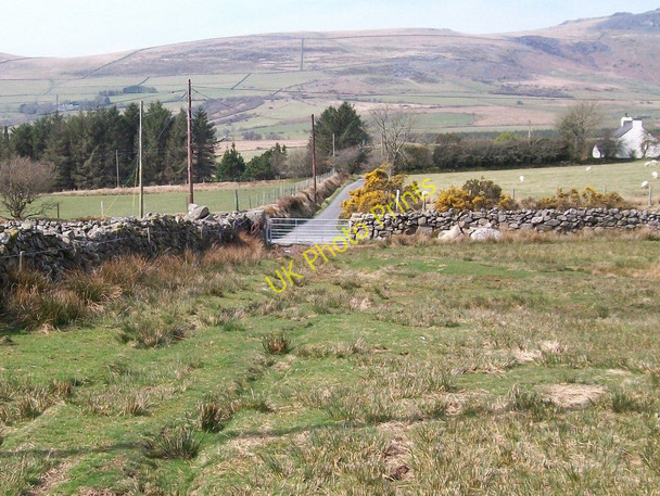 Photo 6"x4" The Mynachdy Gwyn road from the lower slopes of Mynydd Cennin Bwlch-derwin c2010