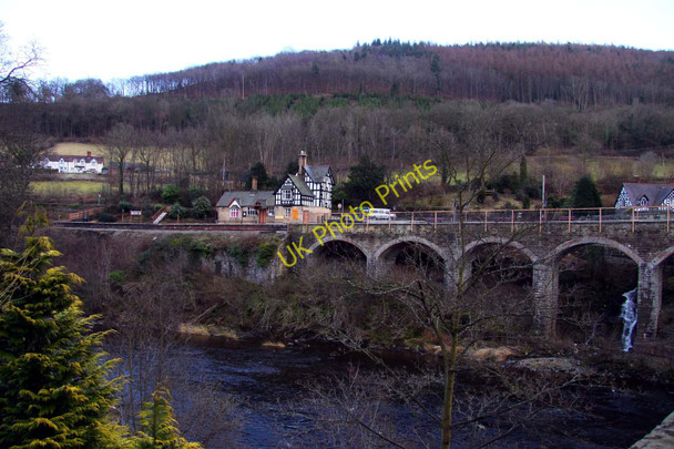 Photo 6"x4" Berwyn Station and viaduct Llangollen c2010