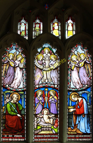 Photo 6"x4" St Katharine, Merstham, Surrey - Window Merstham c2010