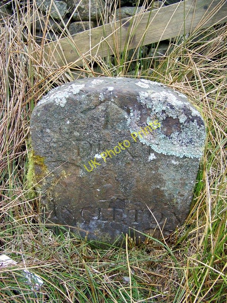 Photo 6"x4" Boundary stone near Dent Stone House\/SD7785 c2010