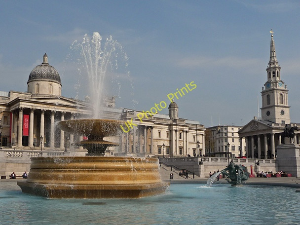 Photo 6"x4" Fountain in Trafalgar Square Westminster c2010