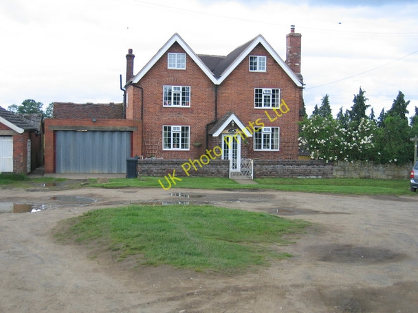 Photo 6"x4" Arbour Farm Pound Green\/SO7578 c2006