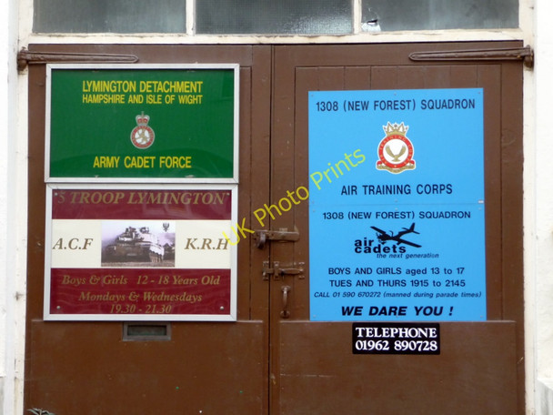 Photo 6"x4" Notice Board, Bath Road, Lymington, Hampshire Lymington c2009