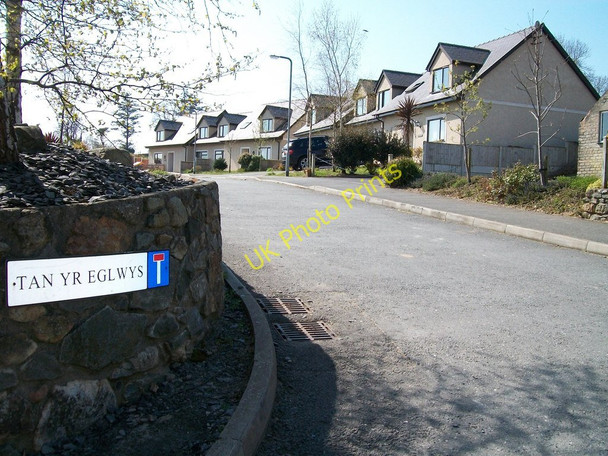 Photo 6"x4" Tan yr Eglwys estate Pwllheli c2010
