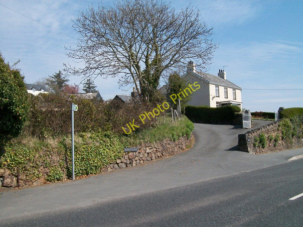 Photo 6"x4" Glwysfa house and the drive to Fferm Penbryn Neuadd Farm Pwllheli c2010