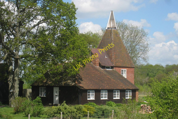 Photo 6"x4" Forstal Farm Oast, Wilden Park Road, Staplehurst, Kent Marden Thorn c2010
