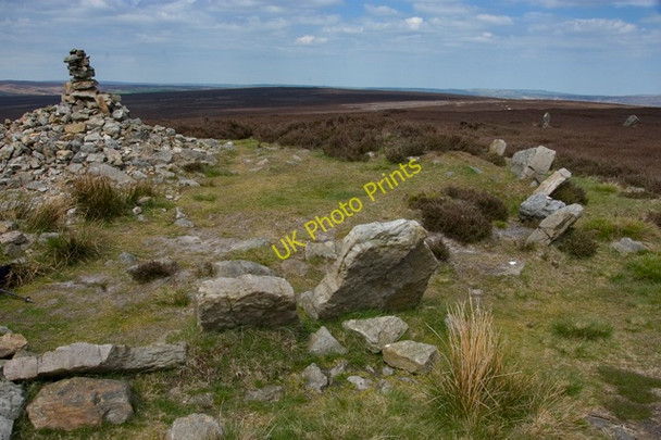 Photo 6"x4" Cairn and stone circle on Simon Howe Goathland c2010