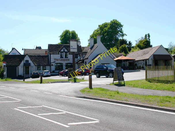 Photo 6"x4" The Leopard, Bishop's Tachbrook Bishop's Tachbrook c2010