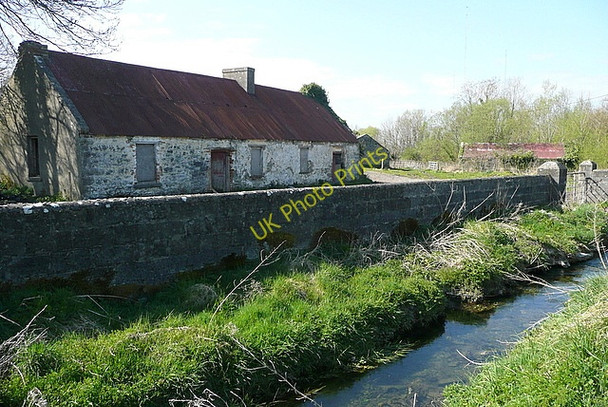 Photo 6"x4" Barns at Ballymacnevin Newmarket on Fergus c2010