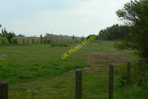 Photo 6"x4" The edge of Hucknall aerodrome Westville\/SK5147 c2010