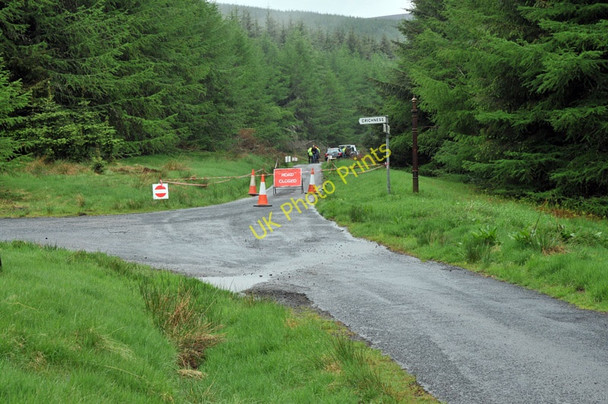 Photo 6"x4" Road junction in Upper Monynut Forest Dogbush Knowe c2010