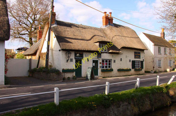 Photo 6"x4" The Half Moon in Cuxham Cuxham c2010