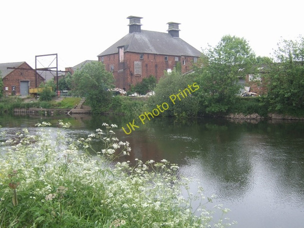 Photo 6"x4" Former Cavendish Bridge Brewery Cavendish Bridge c2010