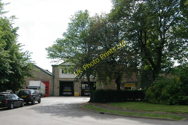 Photo 6"x4" Cleckheaton fire station Cleckheaton c2006