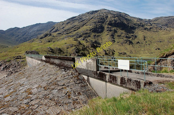 Photo 6"x4" North Cruadhach dam, Loch Quoich Loch Quoich\/NM9499 c2010