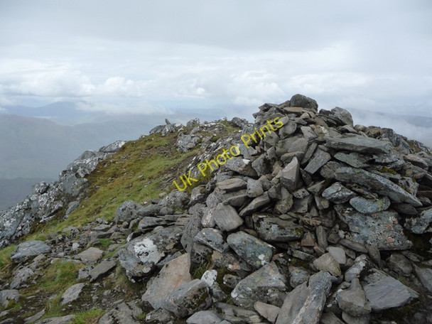 Photo 6"x4" Summit of Sgurr Fhuaran Sg\u00f9rr Fhuaran c2010