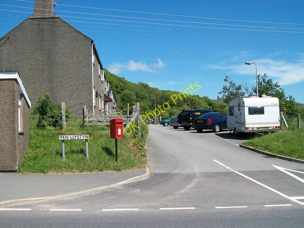 Photo 6"x4" Pen Llystyn Housing Estate, Bryncir Bryncir c2010