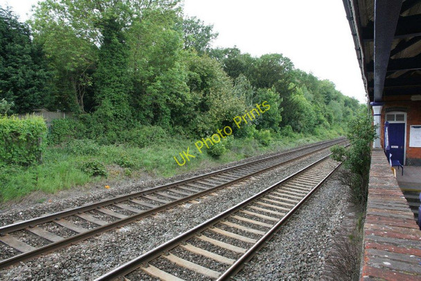 Photo 6"x4" Fast lines through the station Pangbourne c2010
